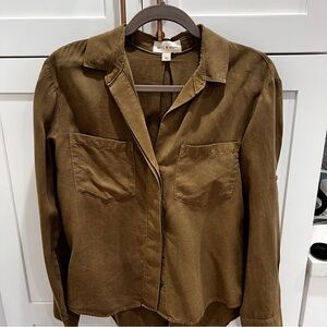 Cloth & Stone Long-Sleeve Button-down Shirt in Olive Army Green XS.